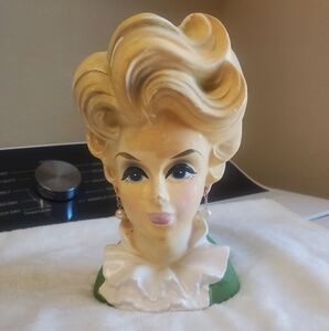 Reubens Lady Head‎ Vase
